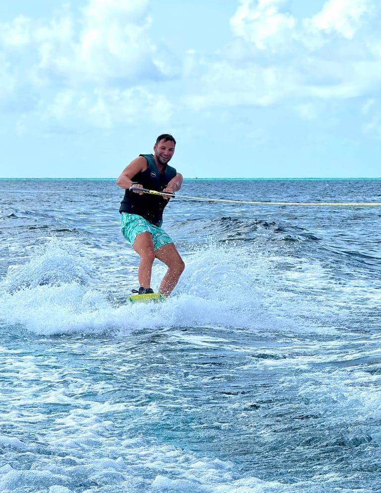 kudadoo maldives watersports wakeboarding