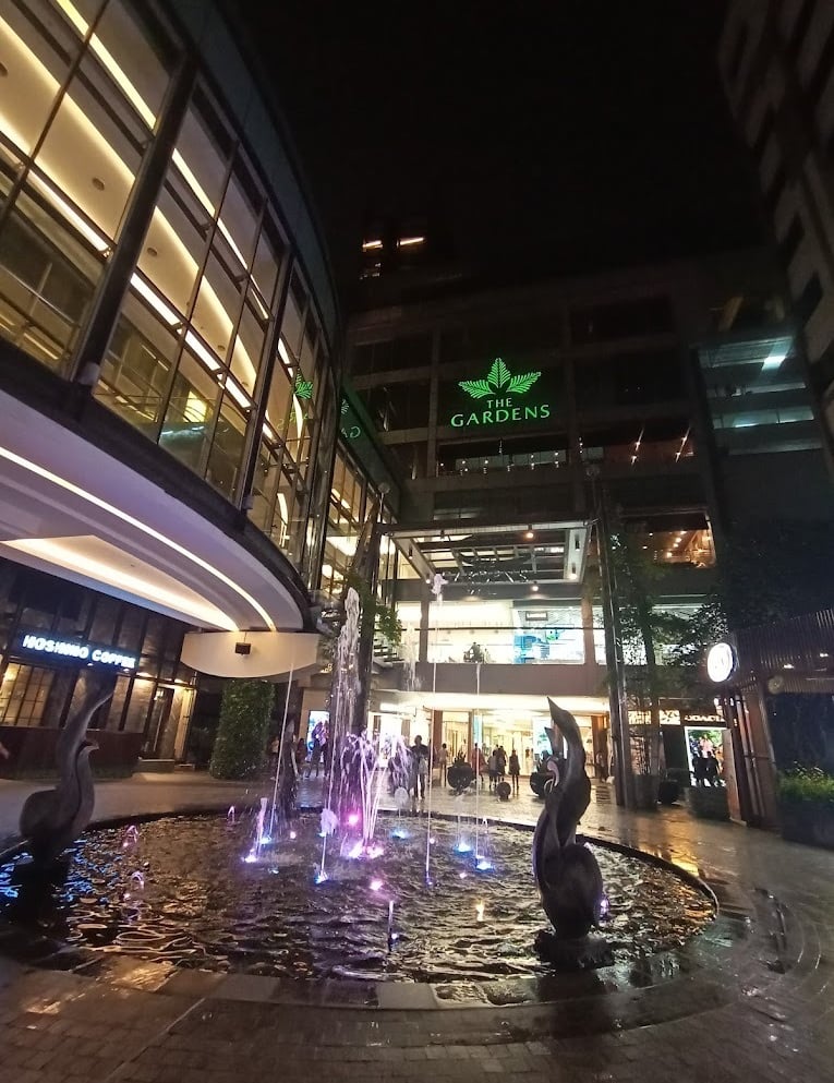THE GARDENS MALL
