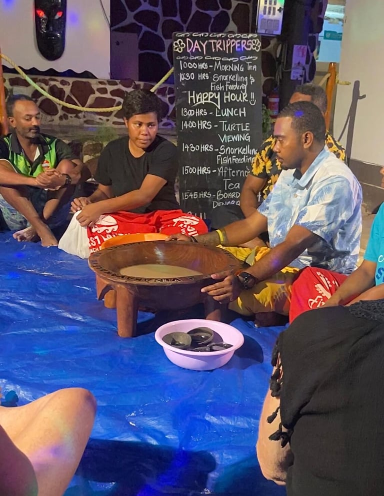 Ceremonia de kava en beachcomber island
