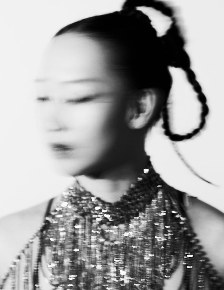 portrait artistique femme noir et blanc