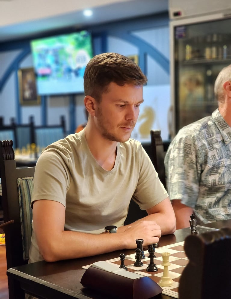 FM Nicolas Grandadam, Switzerland. Bangkok Chess Club at the Royal Oak Bar