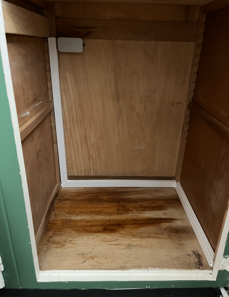 moulures electricien