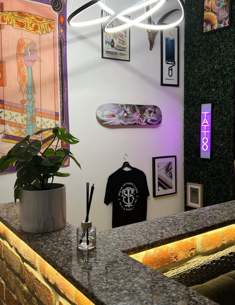 Tattoo and body piercing studio in Vagos, Aveiro.