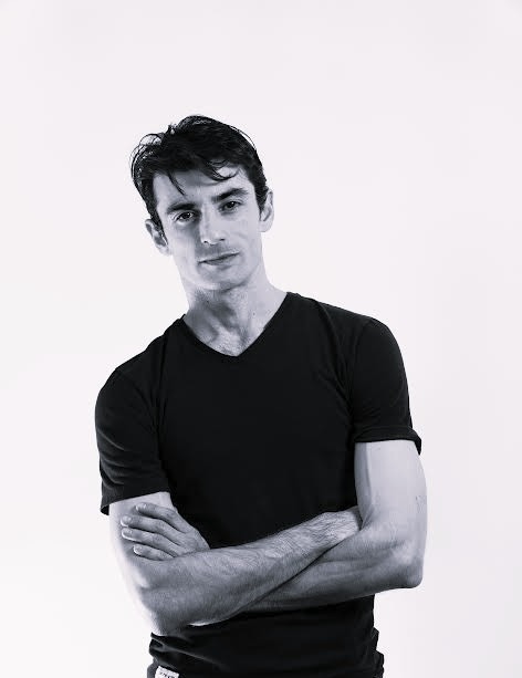 Portrait d'Alvaro Dule, directeur artistique de Prizmi