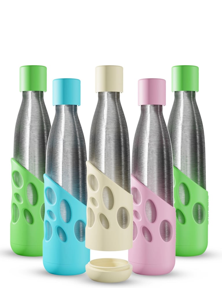 smart water bottle with extra space liquisip