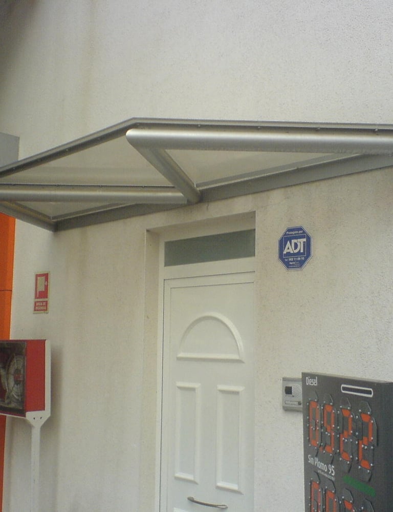 Marquesina de entrada