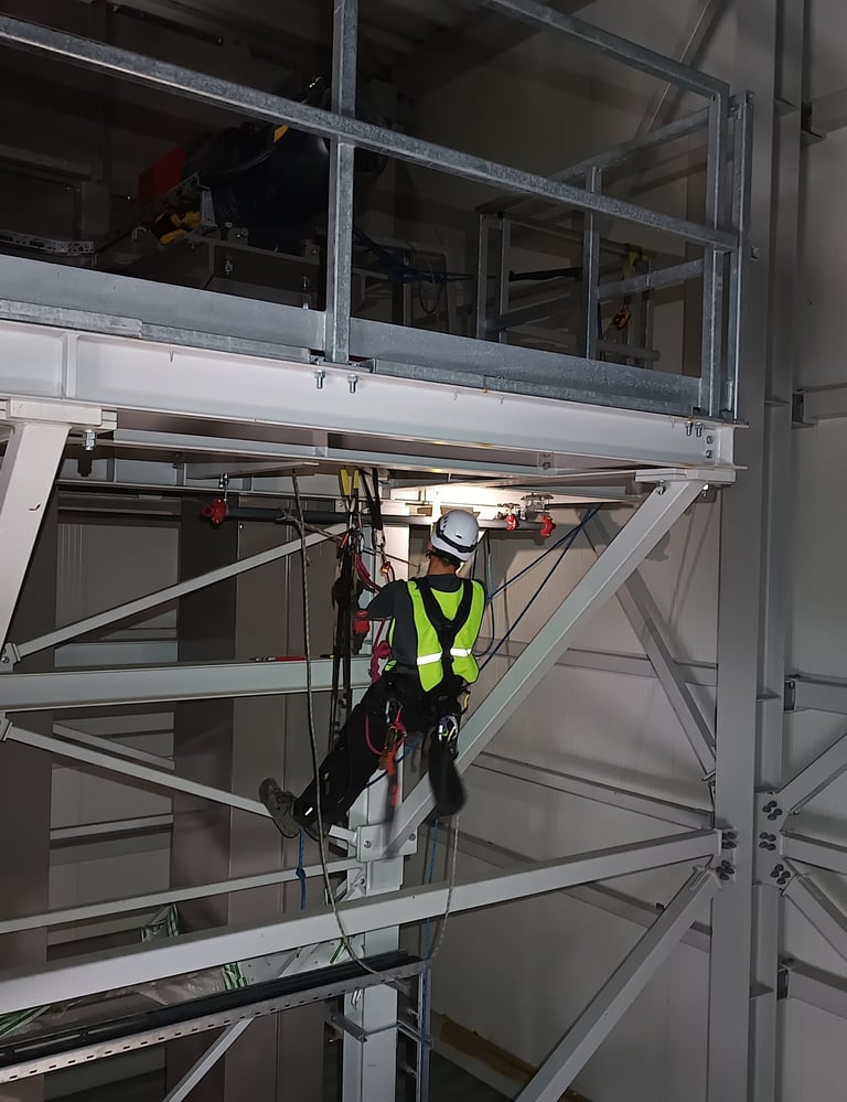 Gesinimo vamzdyno montavimas Homanit gamykloje