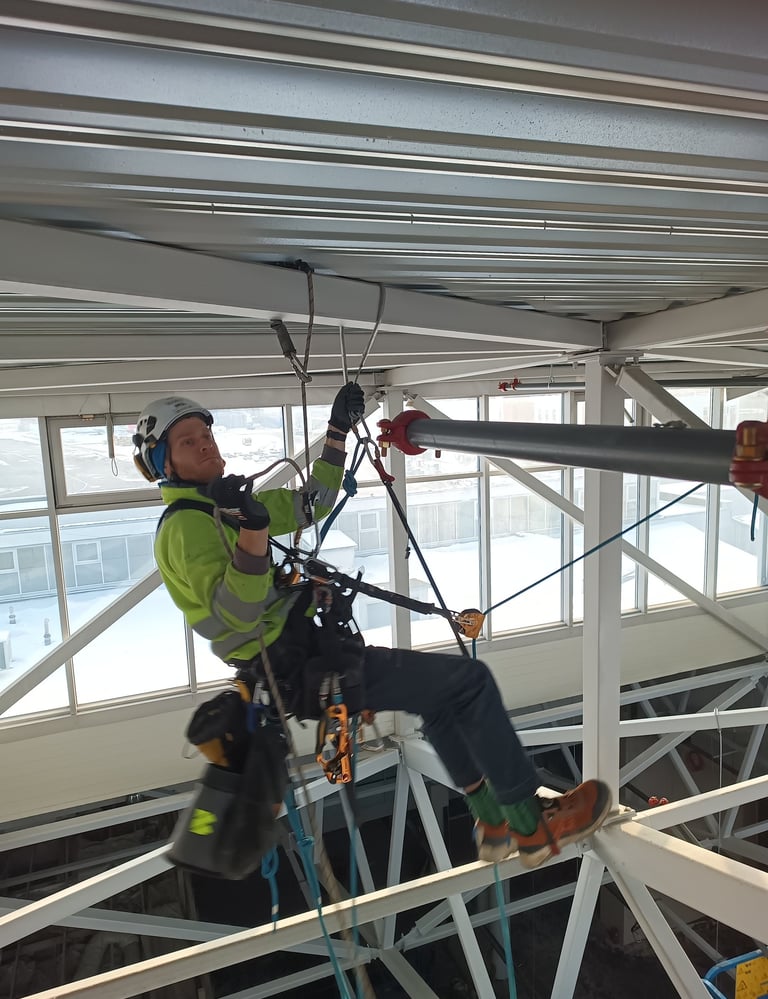 Gesinimo vamzdyno montavimas VNO oro uoste