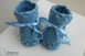 Bonnet et chaussons bleus laine fait main