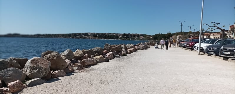 The sea front promenade Bouzigues