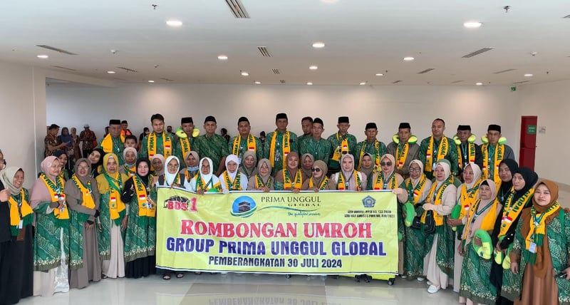 Group photo at airport lounge before departure
