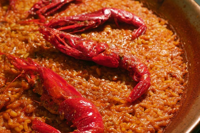 Arroz Camarones Rojos