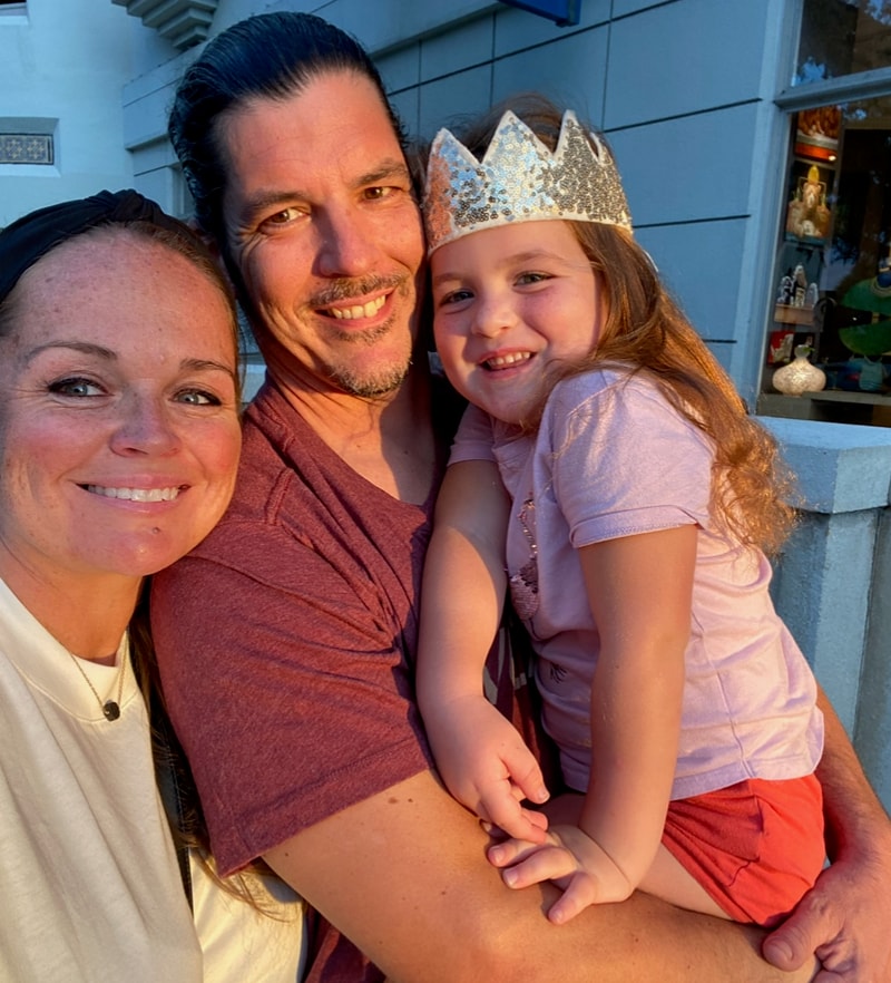 Jessica Iannuzzi and Stephen Koste with their daughter