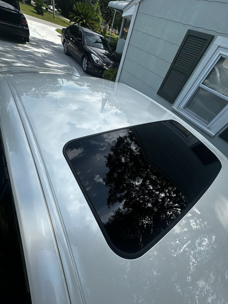 Detailed vehicle wheel and tire