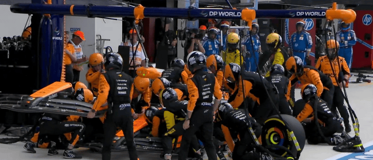 Mcclaren pitcrew at the 2024 Formula One Miami Grand Prix
