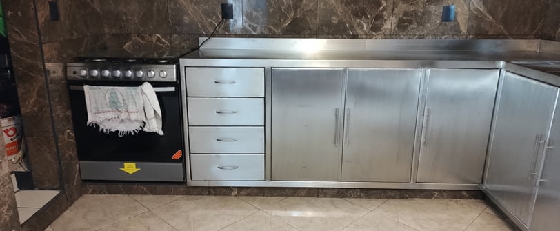 MUEBLE DE ACERO INOXIDABLE