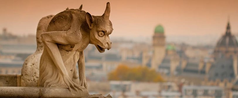 Gotik Katedrallerin Heykel Dekorasyonu