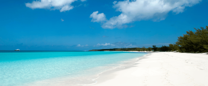 linda praia em Half moon cay em viagens de navio