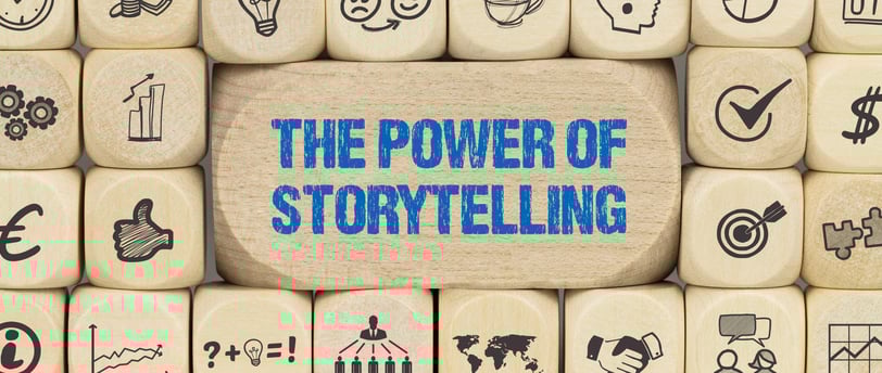 blocos de madeira formando a frase "o poder do storytelling"