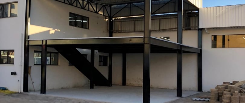 mezanino com estrutura metalica