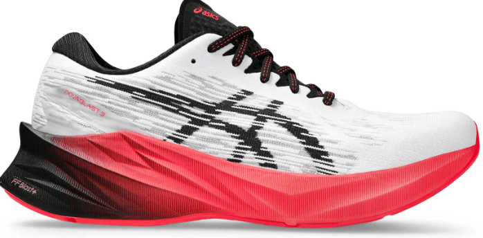 Asics Novablast 3