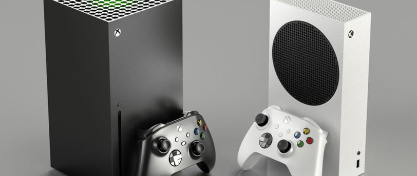 Dois videogames Xbox na versão preta e na versão branca