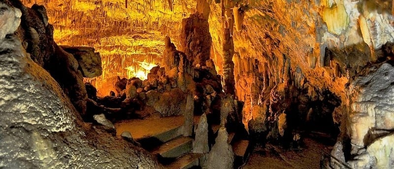 tours in drogarati