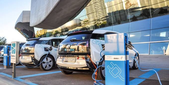 Transforming Traditions: How Bharat Forge and Castrol India Are Navigating the EV Revolution