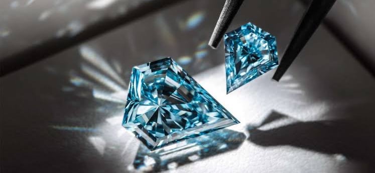 India's Lab-Grown Diamond Industry: Top 4 Stocks Poised for Growth