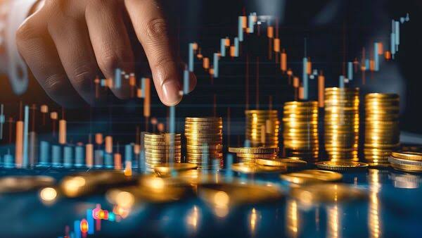 Market Outlook: Nifty 50 and Sensex Set for a Lower Opening on May 24