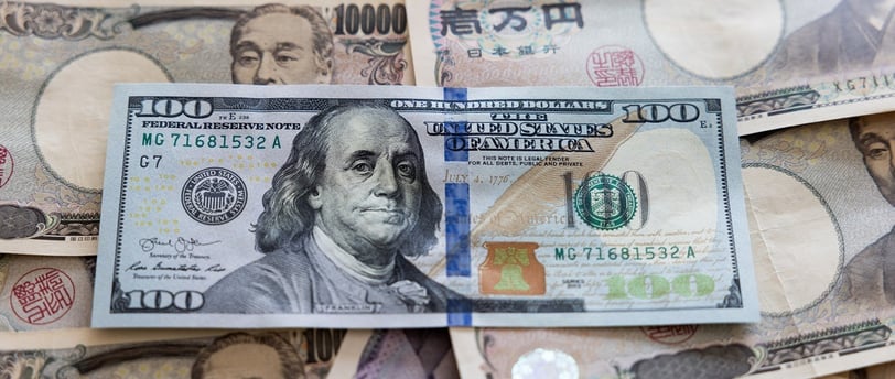 Asian Currencies Under Pressure: Dollar Strength and Economic Dynamics in Focus