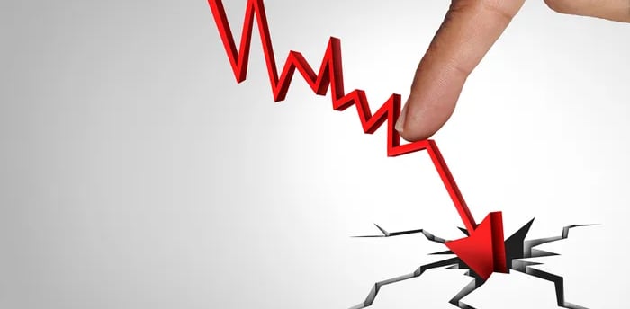 Penny Stocks That Plunged to Zero in 2024: Investment Lessons from the Downfall