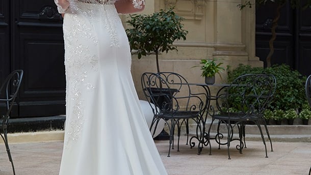 Robe de mariée prise de dos