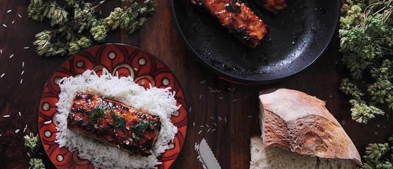salmón con salsa teriyaki
