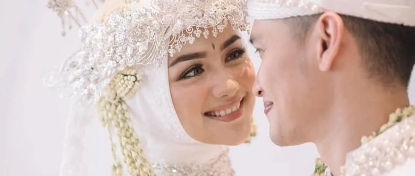Hiasan Kepala Pengantin Sunda: Siger, Mahkota Elegan dengan Makna Mendalam