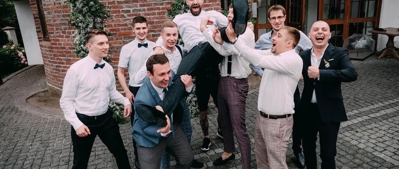 Peran dan Tanggung Jawab Bridesmaid Laki-Laki dalam Pernikahan