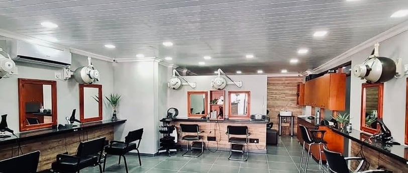 Salon Rene - Hair & Beauty in Moorreesburg