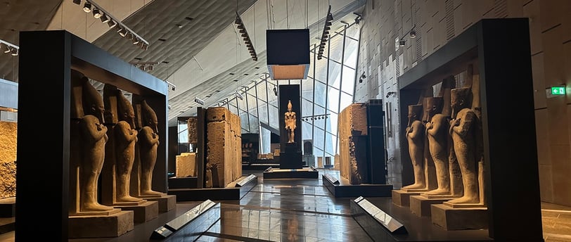 Salle du grand musée Egyptien