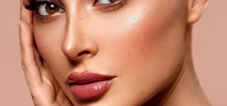 rahasia-makeup-tahan-lama-meski-seharian-beraktivitas