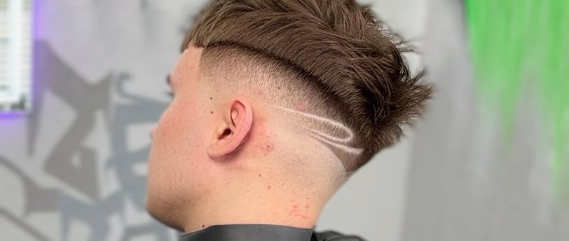 skin fade ir plauku issuktinejimas