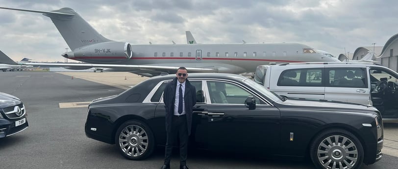 Rolls Royce To Hire Luxury Chauffeur Service | Smart City Prestige