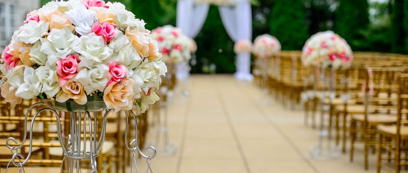 entrada dos noivos no casamento