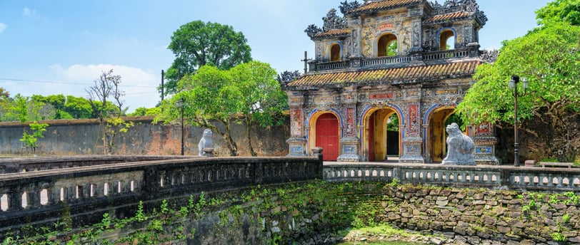 vista do palacio no centro de Hue no vietnam