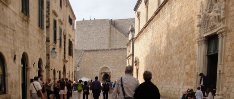 A rua Stradun em Dubrovnik.