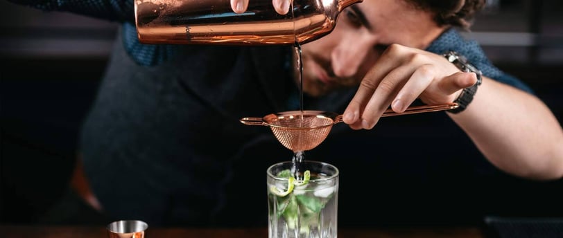 gelo cristalino transparente para coquetelaria bartender drink