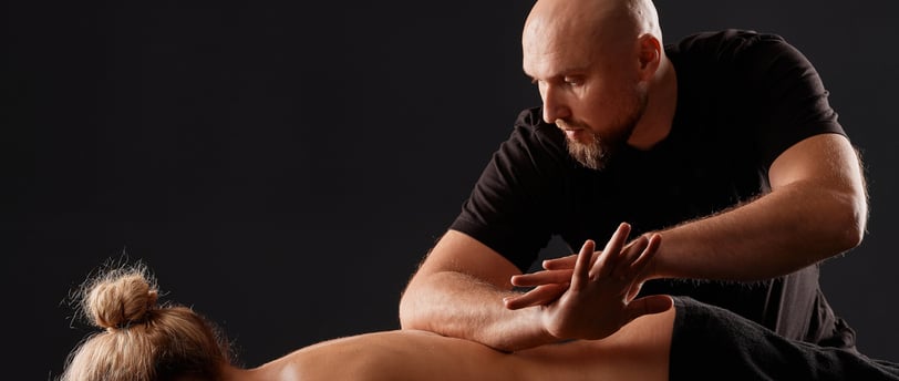Relax and rejuvenate at Studio 9 Spa Unisex Saloon – your trusted destination for professional body