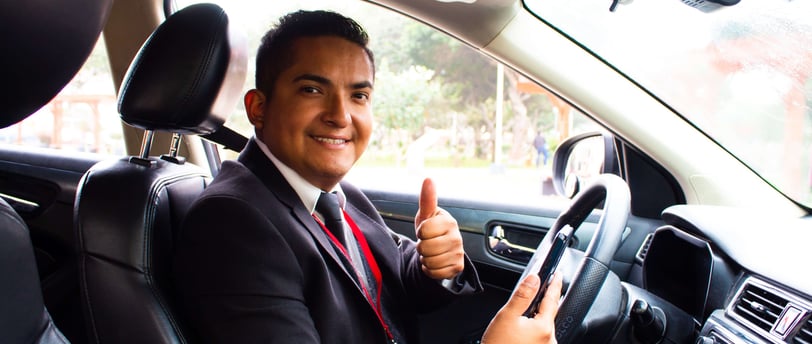 /taxi-satelital-355-revolucionando-la-movilidad-urbana-con-tecnologia-y-seguridad-alfredo-tapia-rizzo