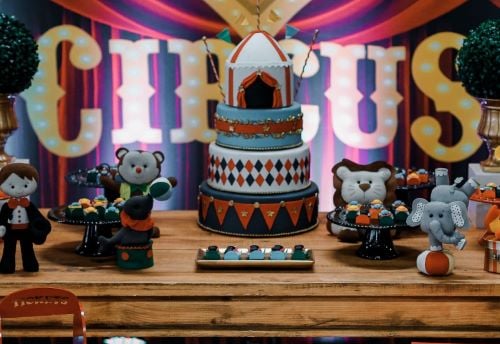 a circus themed birthday party with a circus theme