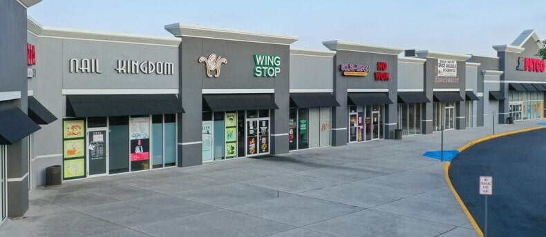SHOPPING PLAZA PRESSURE WASHING SERVICES