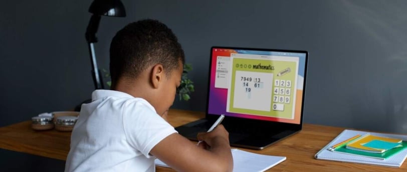 Como a tecnologia pode ajudar no desenvolvimento de crianças autistas?